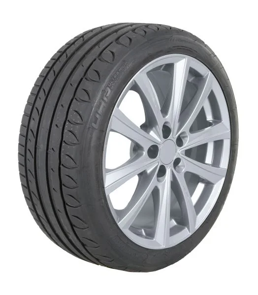 KORMORAN Ultra High Performance 215/55 R18